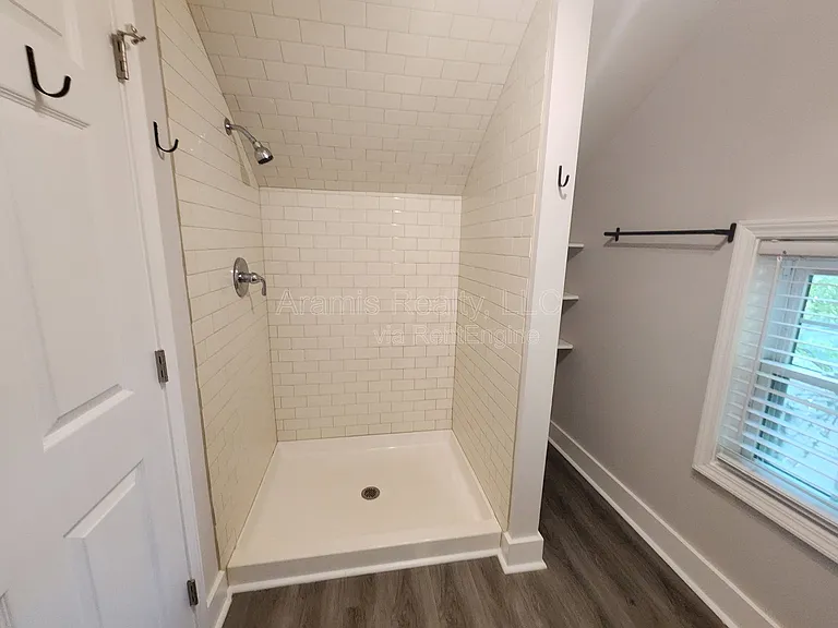 2663 Blount St — Photo 14