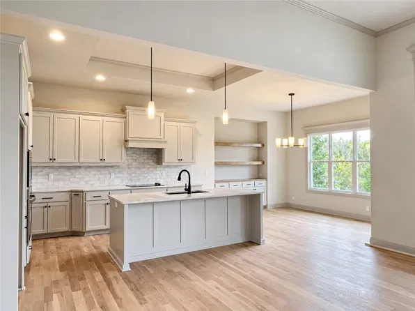 12496 S Barth Rd, Olathe, KS 66061