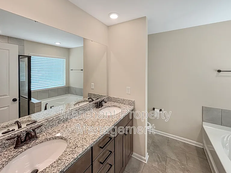 106 Muir Way — Photo 22