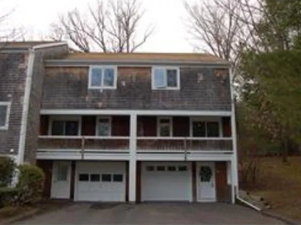72 Songbird Ln, Farmington, CT 06032