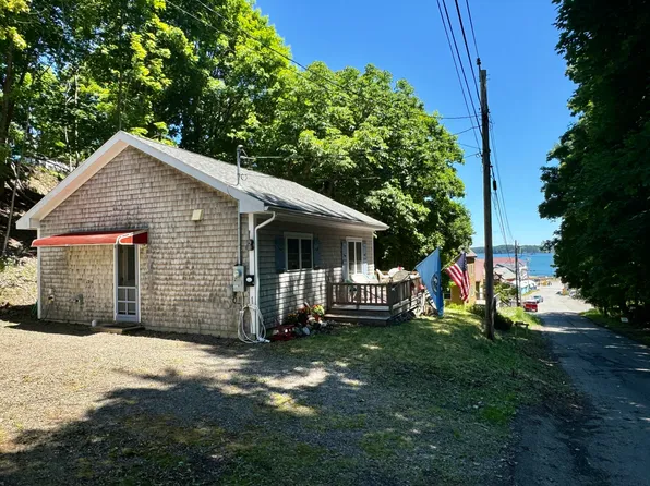 15 Sullivan Street, Eastport, ME 04631