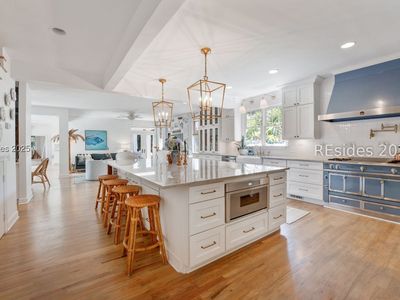 56 Leamington Ln, Hilton Head Island, SC, 29928