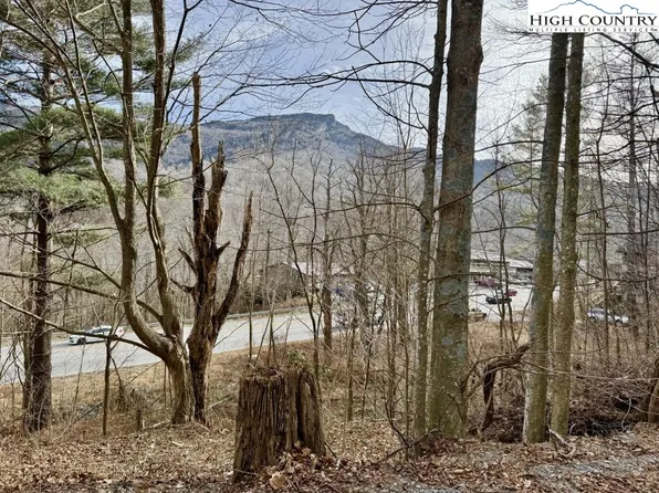 5221 NC Highway 105, Banner Elk, NC 28604