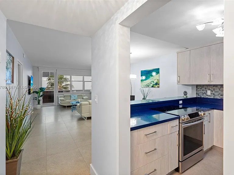 3725 S Ocean Dr #311 — Photo 12