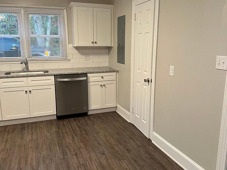 113 Cornelius Rd — Photo 4