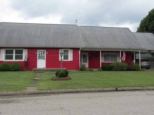 1009 Stadium Dr, Saint Marys, WV 26170