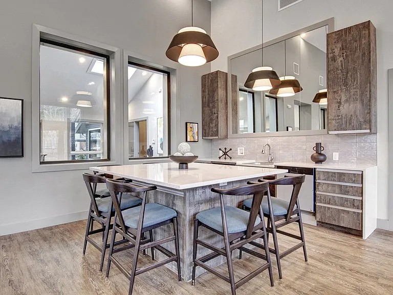 Arbor Creek Apartments — Photo 15