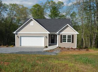 243 Oak Spring Ln, Madison Heights, VA 24572