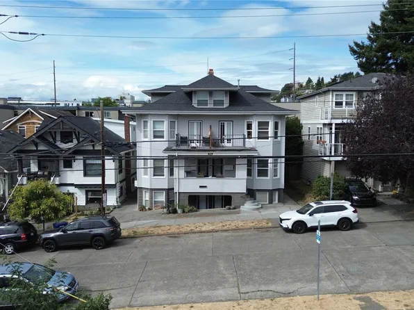 819 6th Avenue N, Seattle, WA 98109