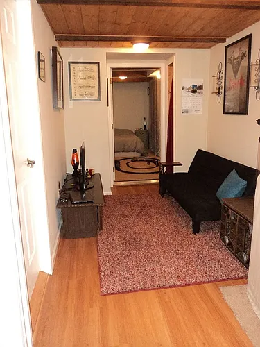 1012 Sylvia Way Photo 1