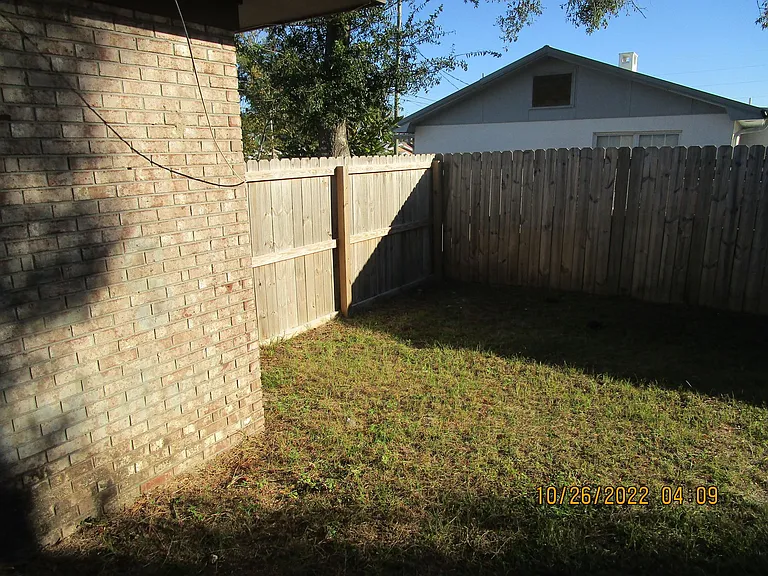 4828 Grimes St #2 — Photo 20