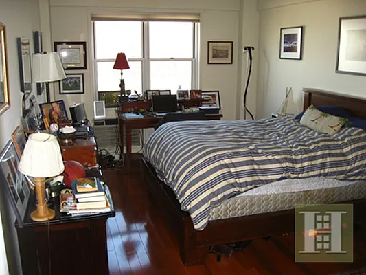 Rented by Halstead Real Estate | media 28