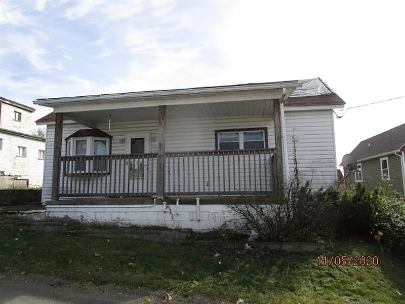 242 Cleveland Ave photo 1