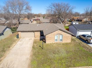 107 W 19th St N, Owasso, OK 74055