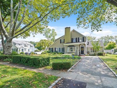 118 Dover Parkway, Garden City, NY, 11530