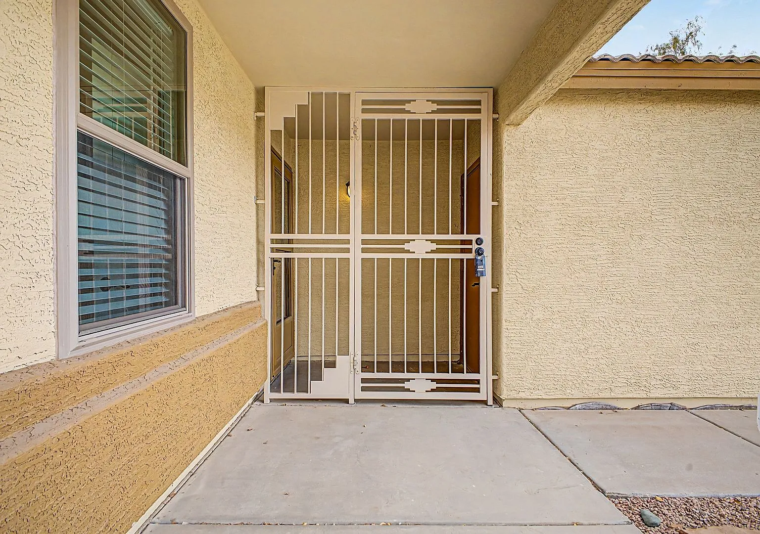 11417 W Amber Trail - Move In Ready , 3 Bed/2 Bath — Photo 2