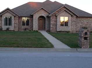 4546 S Owen Ct, Battlefield, MO 65619