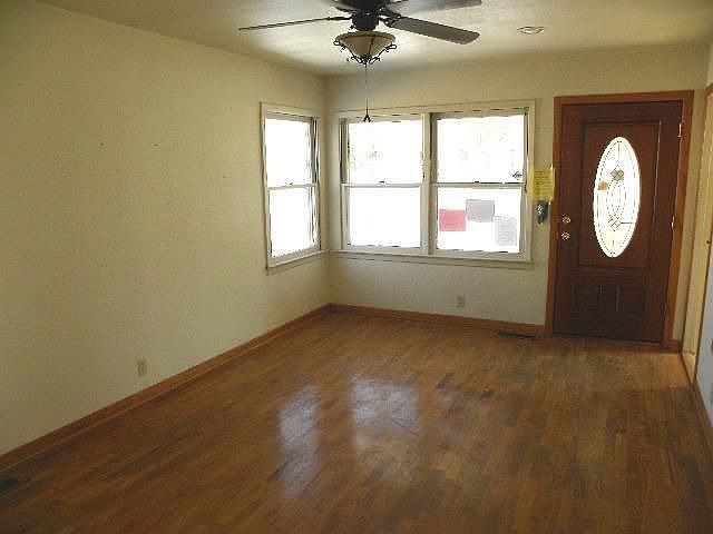 2nd image of 3731 N Williams St