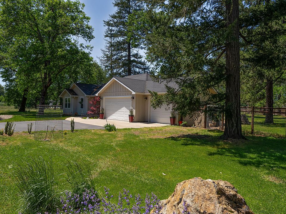 518 E Forks Cir, Cave Junction, OR 97523 Zillow