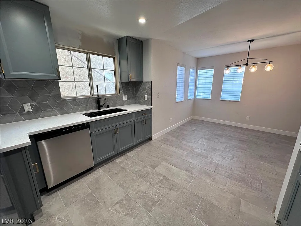 2 bed, 2.0 bath, 1064 sqft, $1,350 — Photo 1