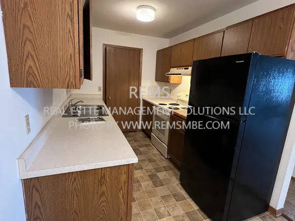 534 East Slifer Street, 534 E Slifer St #7, Portage, WI 53901