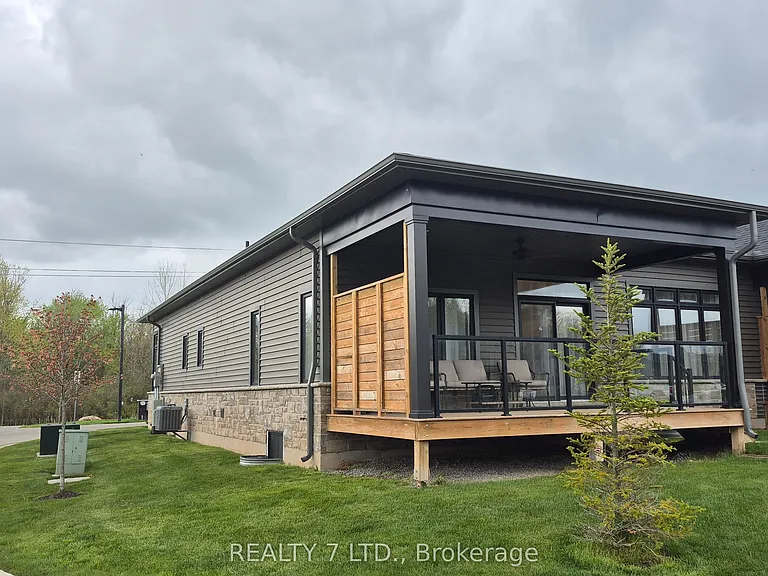 9150 Willoughby Dr #40 — Photo 40