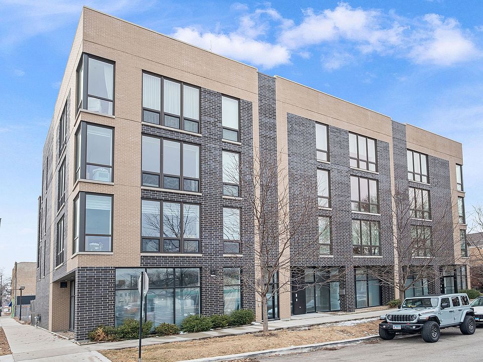 1st image of 2403 W Berenice Ave #201
