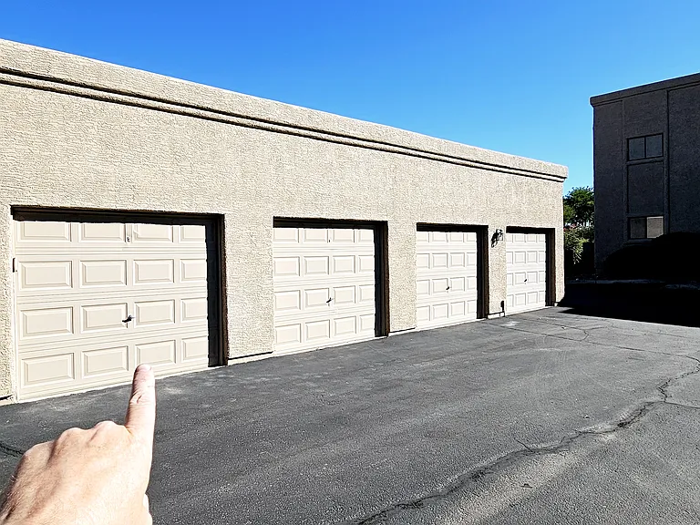 One-Car Detached Garage