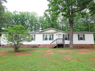 169 Lucinda Dr, Evington, VA 24550