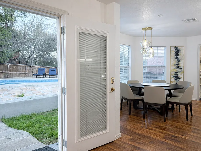 6135 Donely Pl — Photo 14