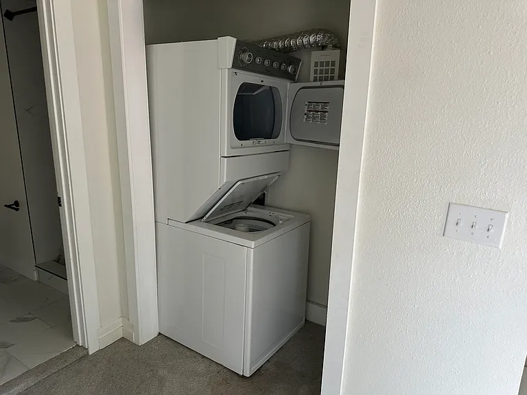 2518 Rockridge Dr — Photo 10