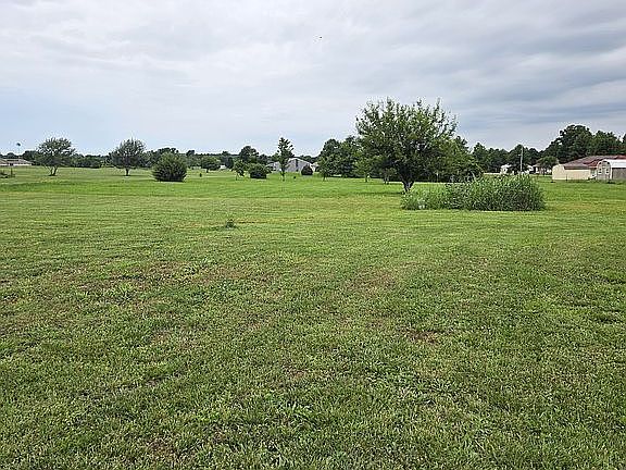 4th image of 5419 S 165th Rd