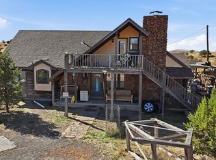 202 W Fast Gun Ln, Fort Davis, TX 79734