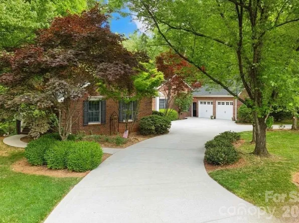 625 Saint Andrews Rd #272, Statesville, NC 28625