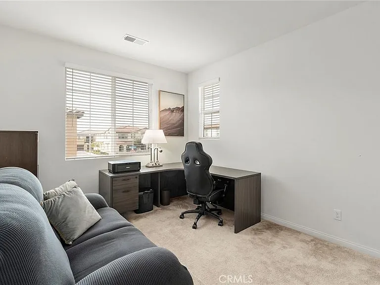 1721 Pantai Ave — Photo 24