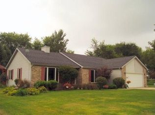 541 Valencia Dr, Delavan, WI 53115