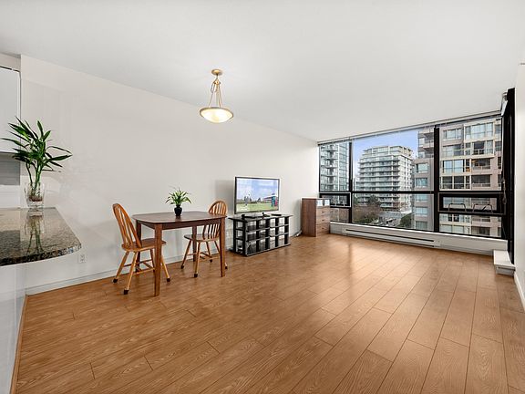 2nd image of 8100 Saba Rd #905