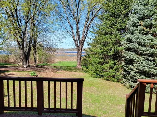 6417 Hodgson Rd, Lino Lakes, MN 55014