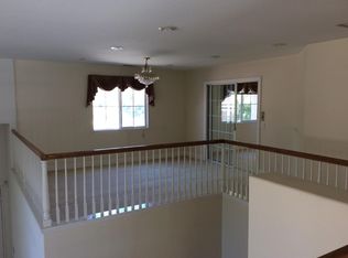 1884 Willowbluff Dr, Corona, CA 92883