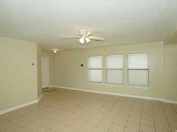 4th image of 7903 BOWENS CROSSING ST