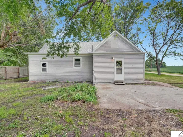 640 I St, Fairmont, NE 68354