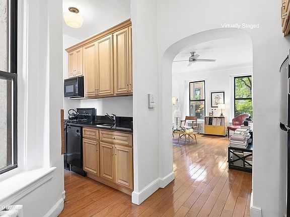 5th image of 317 E 18th Street 2c #2C