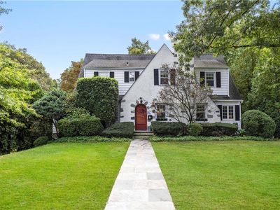 56 WOODS Lane, Scarsdale, NY, 10583