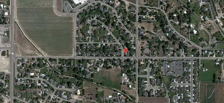 712 Fair Ln — Photo 22