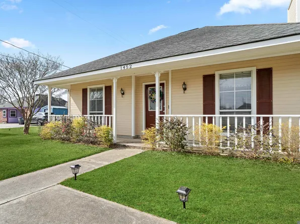 1452 King Wall Dr, Baton Rouge, LA 70810