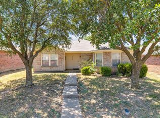 2460 Mallory Ln, Lancaster, TX 75134