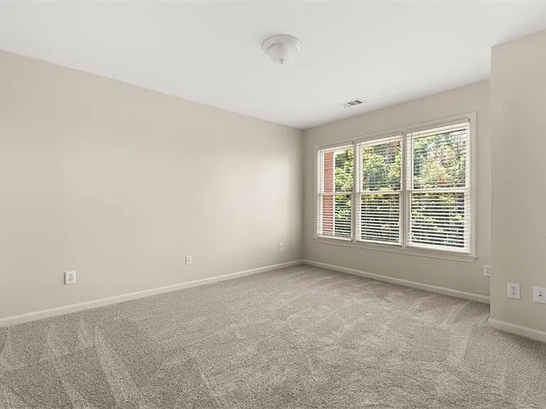 4372 Paces Point Cir SE — Photo 26
