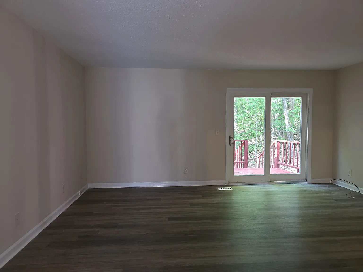 3 bed, 1.5 bath, 1224 sqft, $1,450 — Photo 3