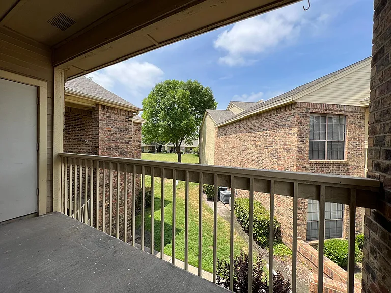 3140 Devonshire Dr #236H — Photo 17
