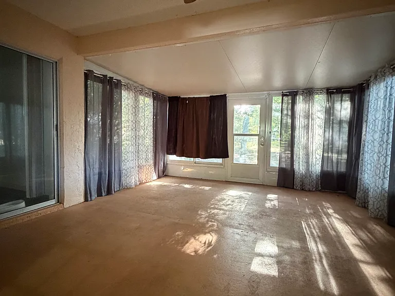 13205 Whaler Dr — Photo 8
